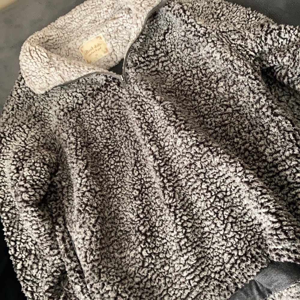 Altar’d State Sherpa pullover